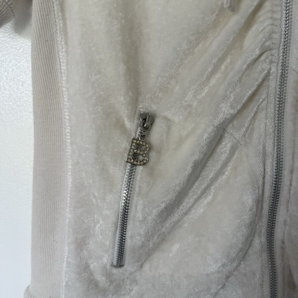 Y2K BCBG Velour Ivory Short Sleeve Rhinestone Bedazzled Hoodie L Trashy Bling - Picture 6 of 12
